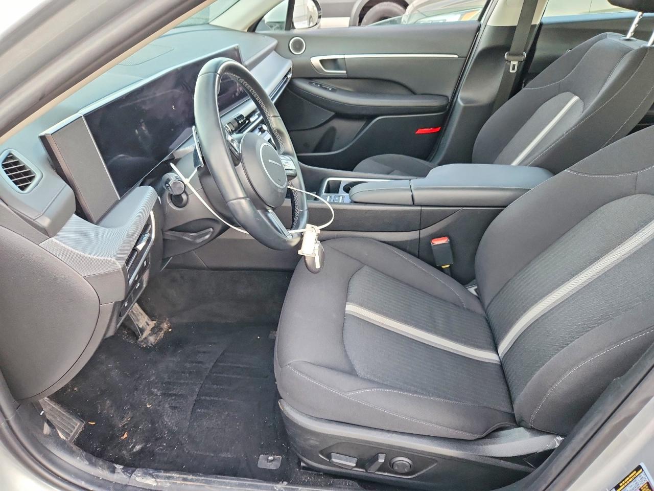 2024 HYUNDAI SONATA HYBRID photo 7