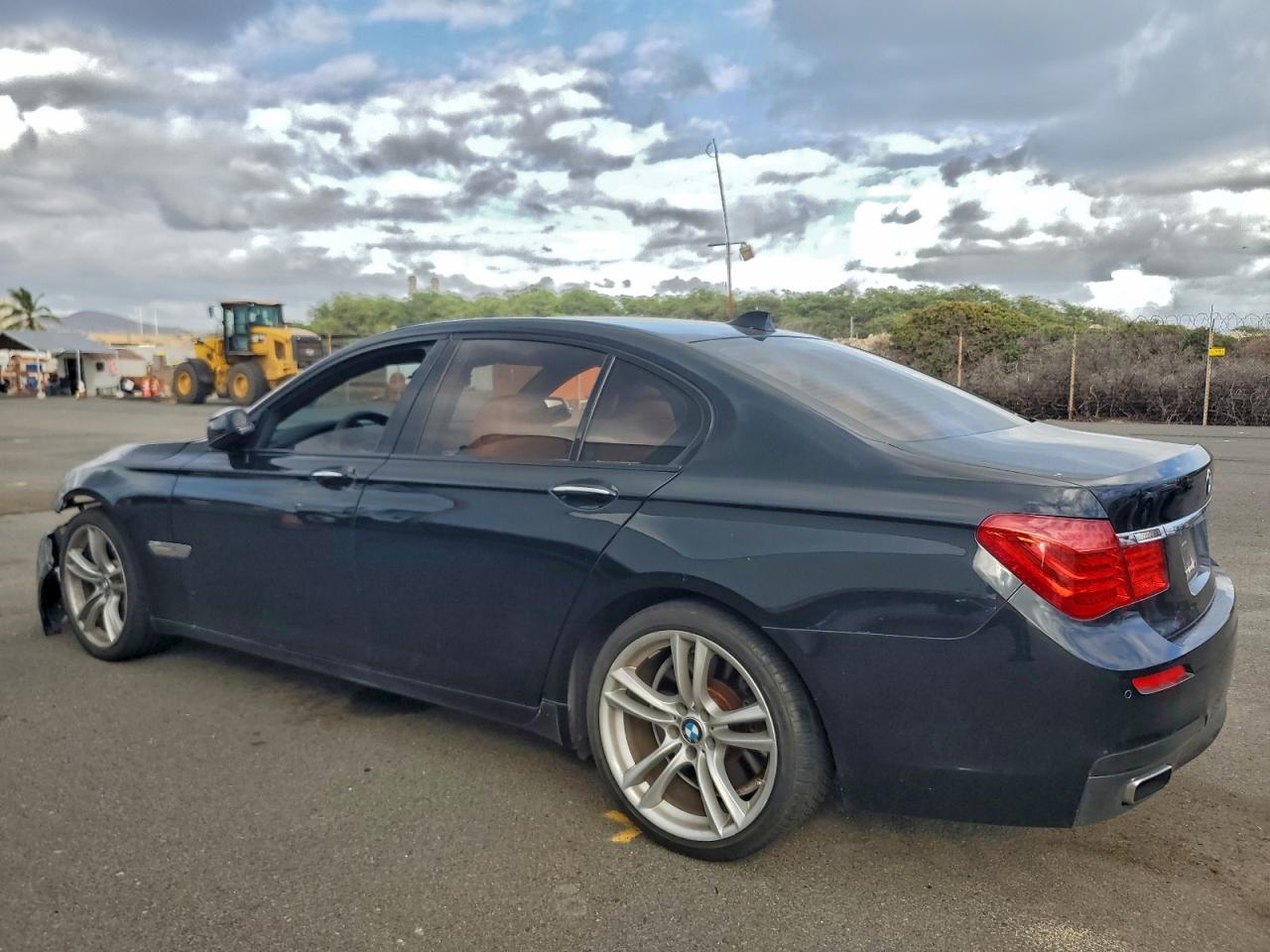 2011 BMW 750 I photo 2