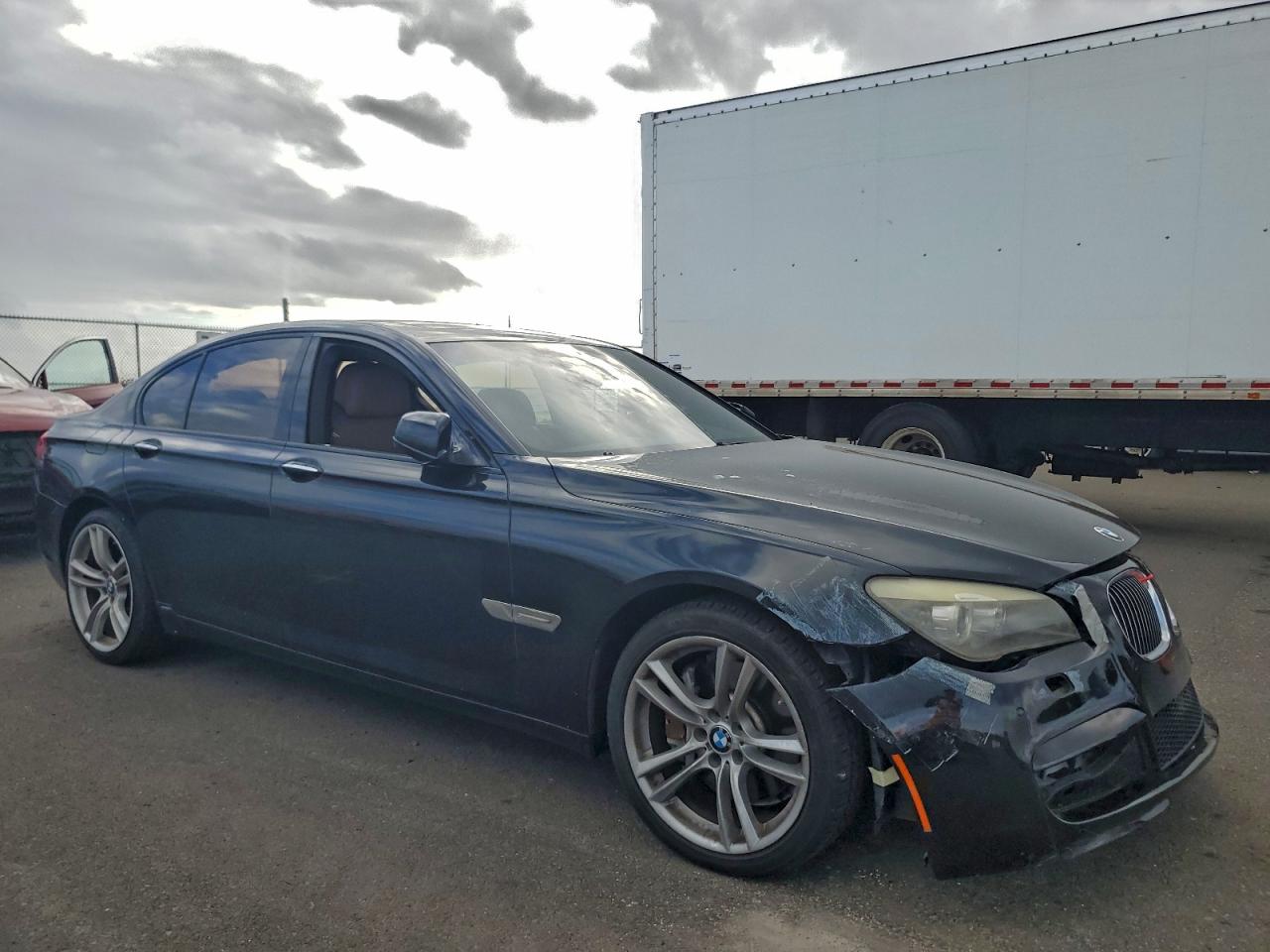 2011 BMW 750 I photo 4