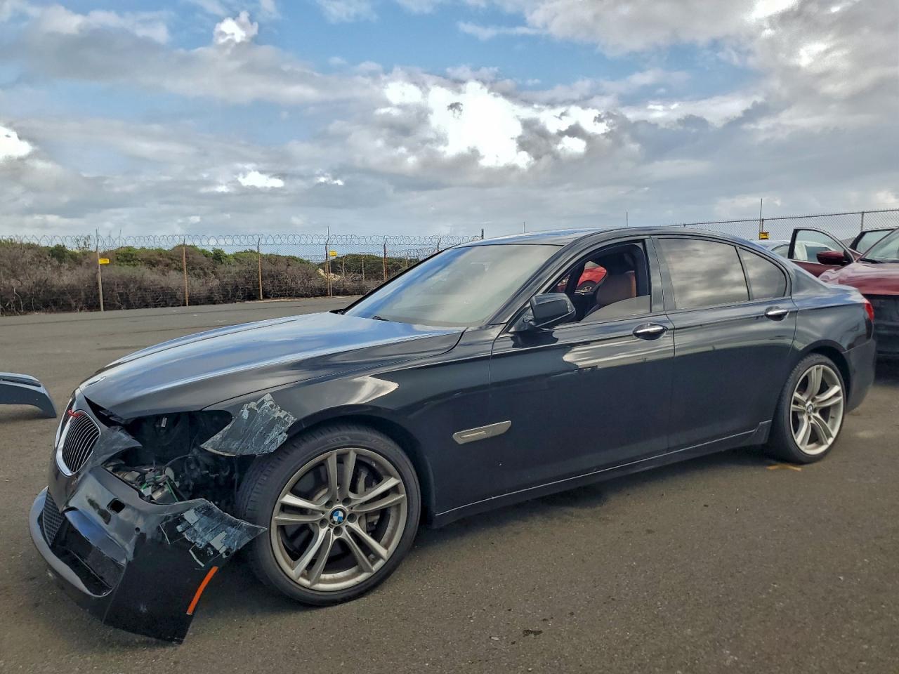 2011 BMW 750