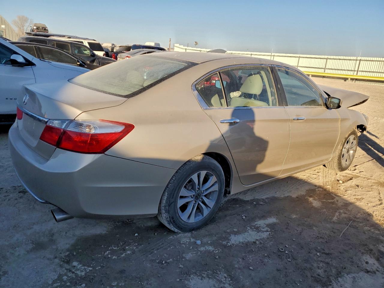 2015 HONDA ACCORD LX photo 3