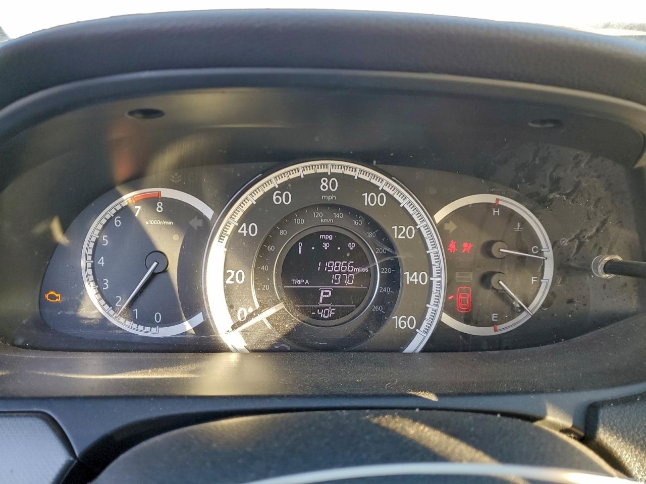 2015 HONDA ACCORD LX photo 9