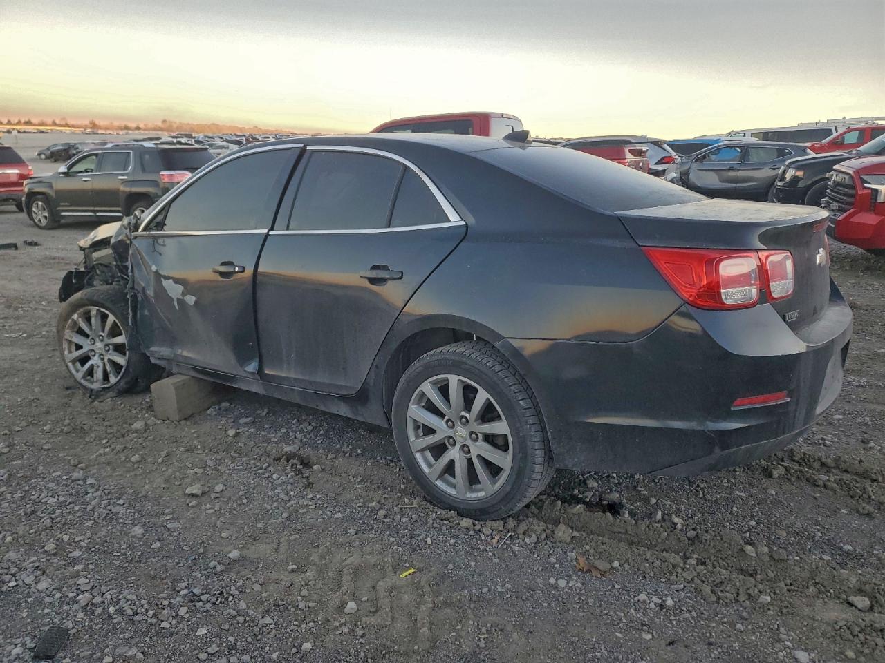2014 CHEVROLET MALIBU 2LT photo 3