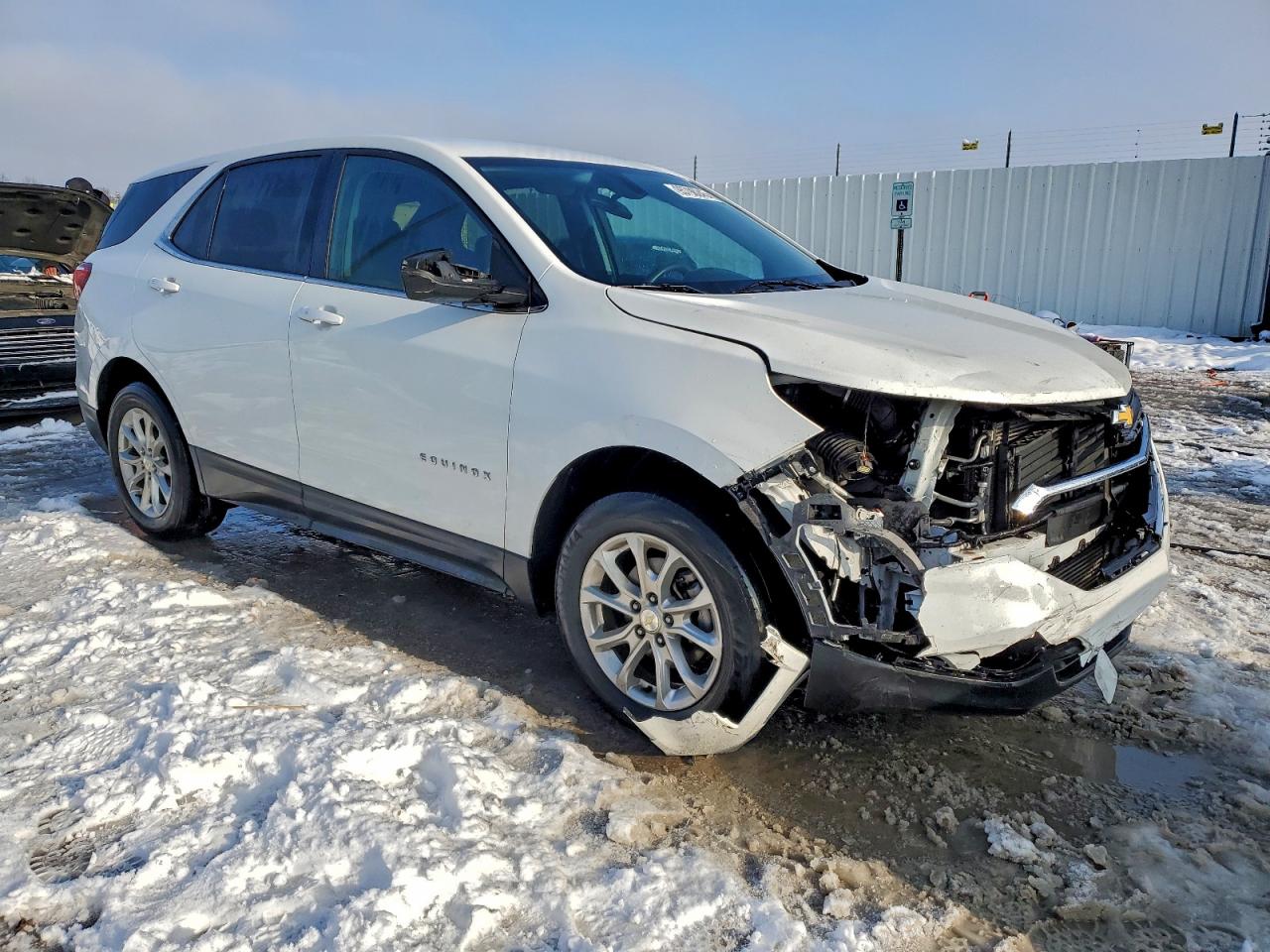 2018 CHEVROLET EQUINOX LT photo 4