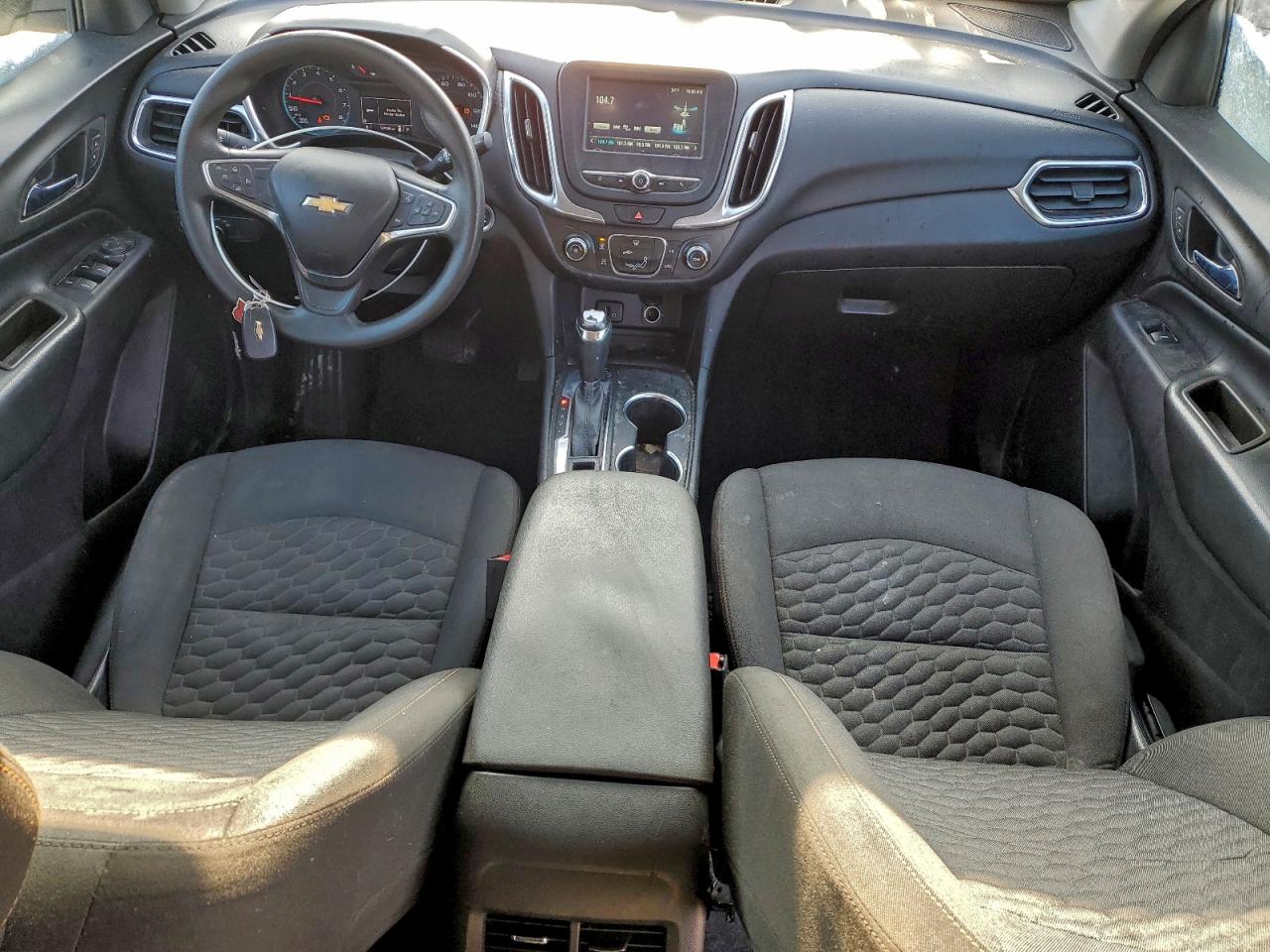 2018 CHEVROLET EQUINOX LT photo 8