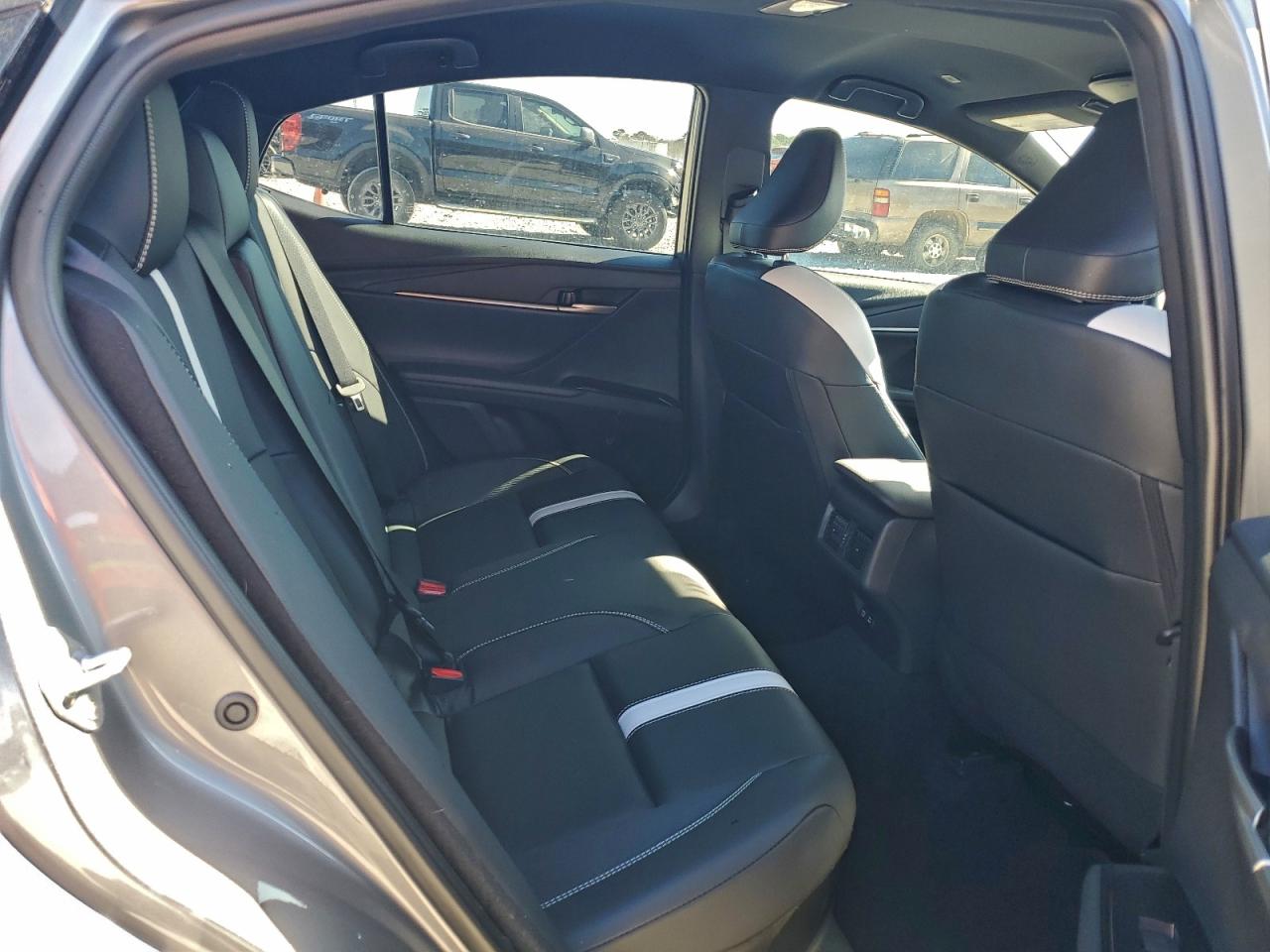 2025 TOYOTA CAMRY SE photo 10