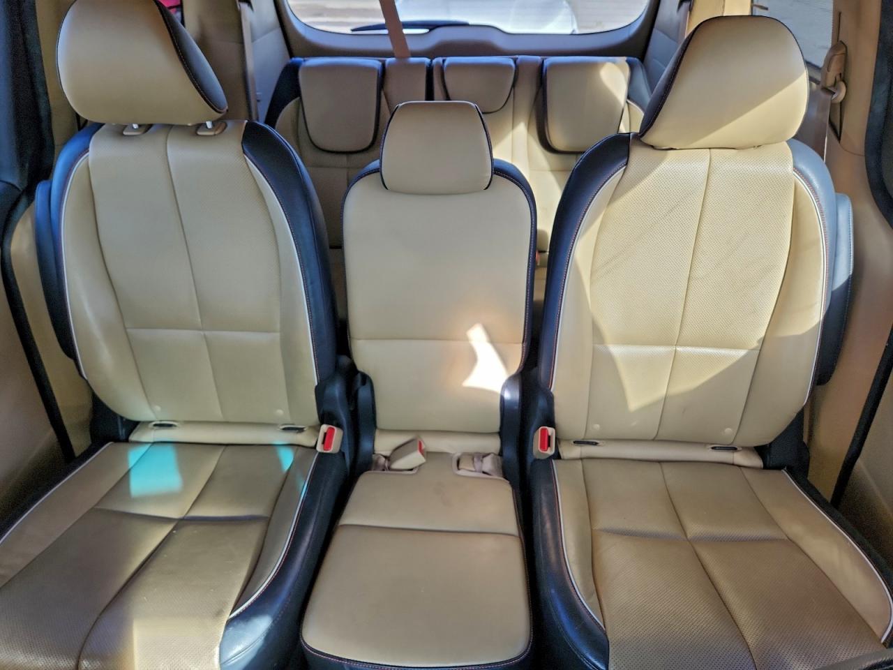 2016 KIA SEDONA EX photo 10