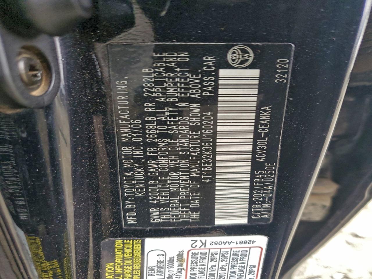2006 TOYOTA CAMRY LE photo 12