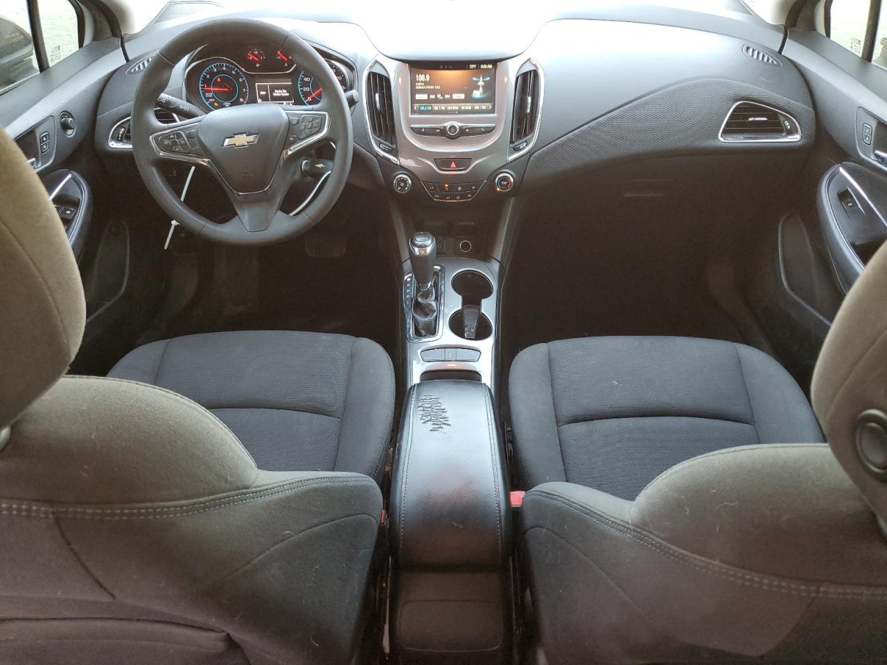 2016 CHEVROLET CRUZE LT photo 8
