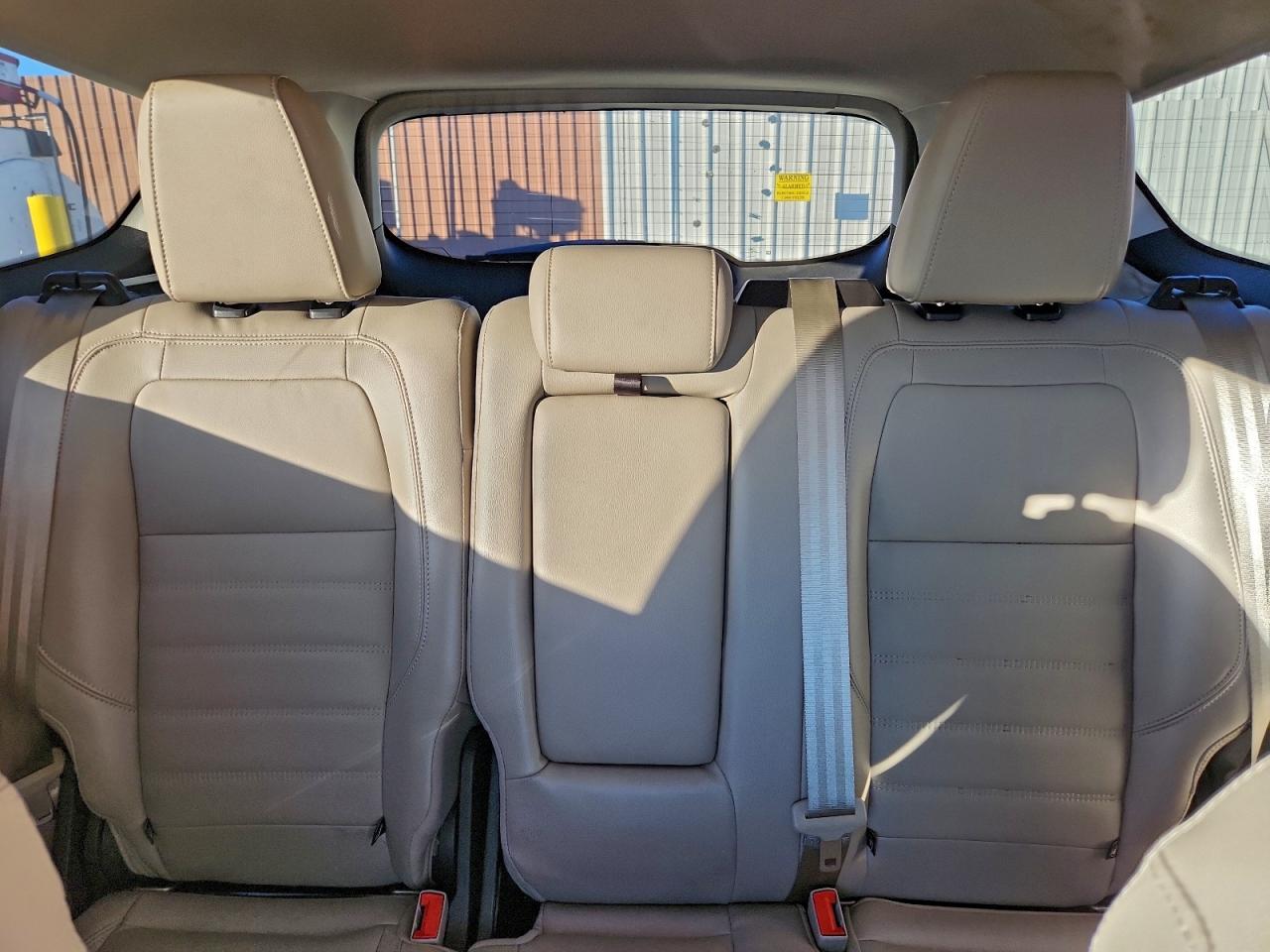 2017 FORD ESCAPE TITANIUM photo 10