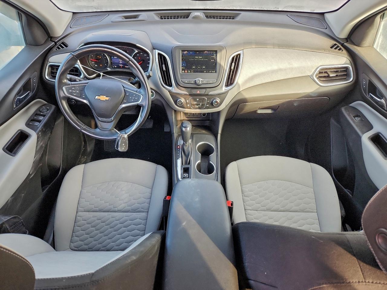 2019 CHEVROLET EQUINOX photo 8