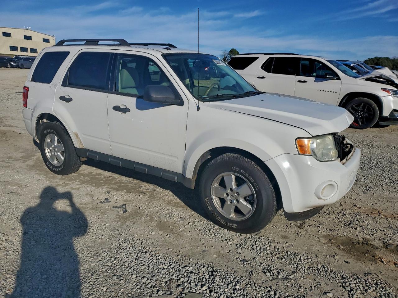 2010 FORD ESCAPE XLT photo 10