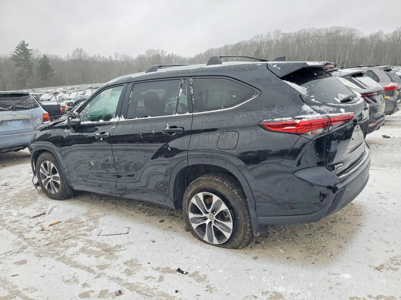 2023 TOYOTA HIGHLANDER L photo 4