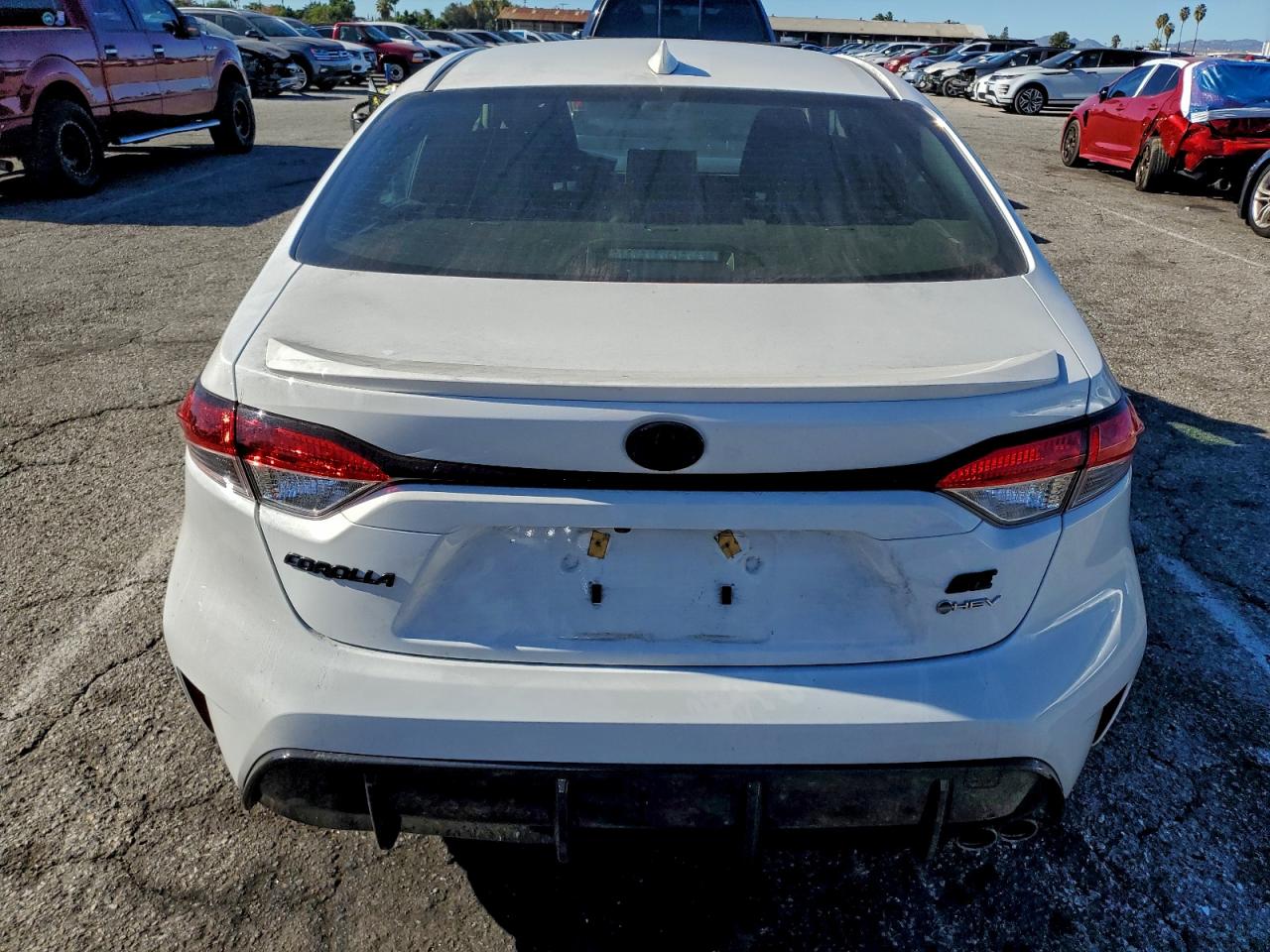 2025 TOYOTA COROLLA LE photo 6