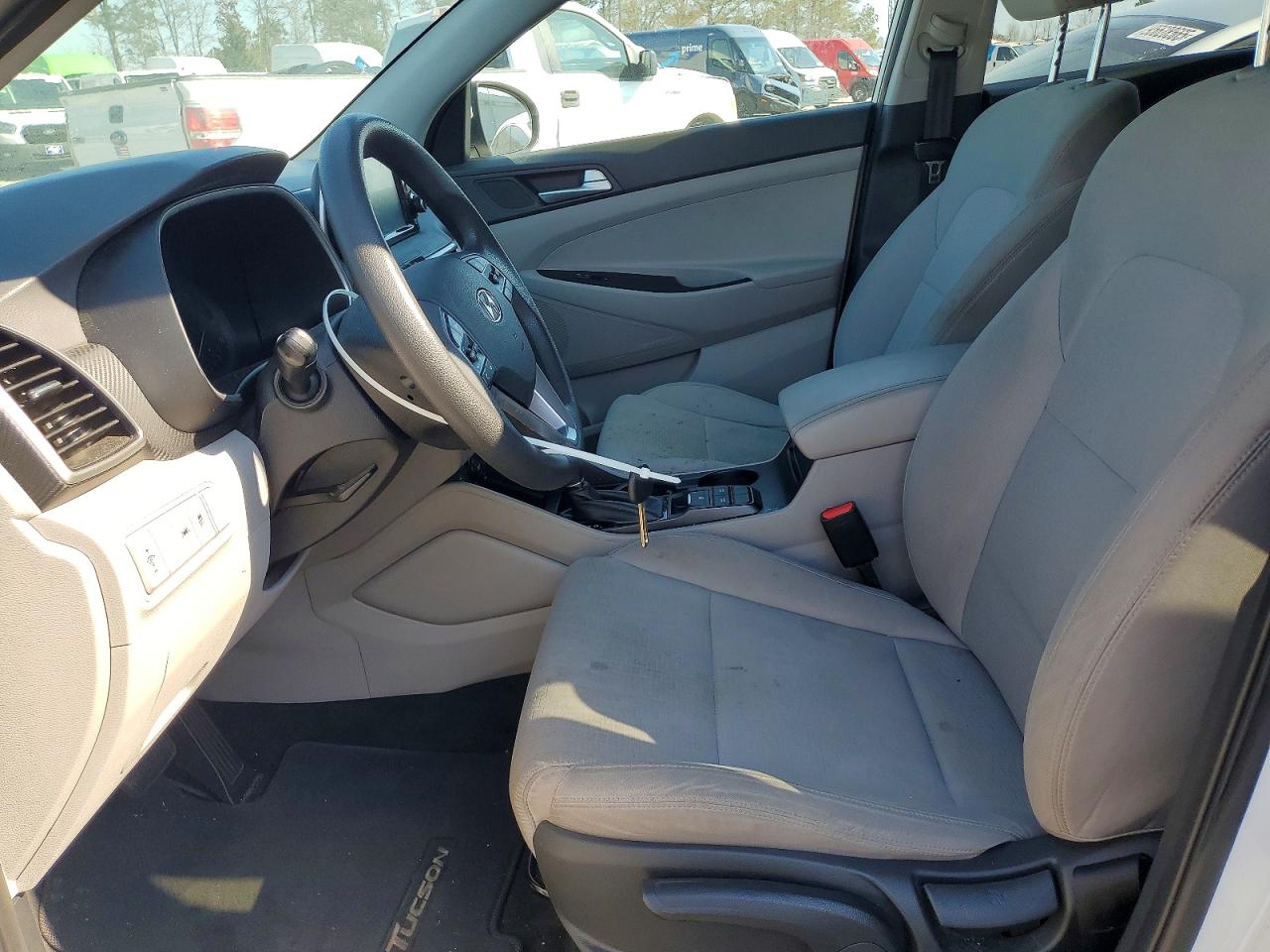 2021 HYUNDAI TUCSON SE photo 7