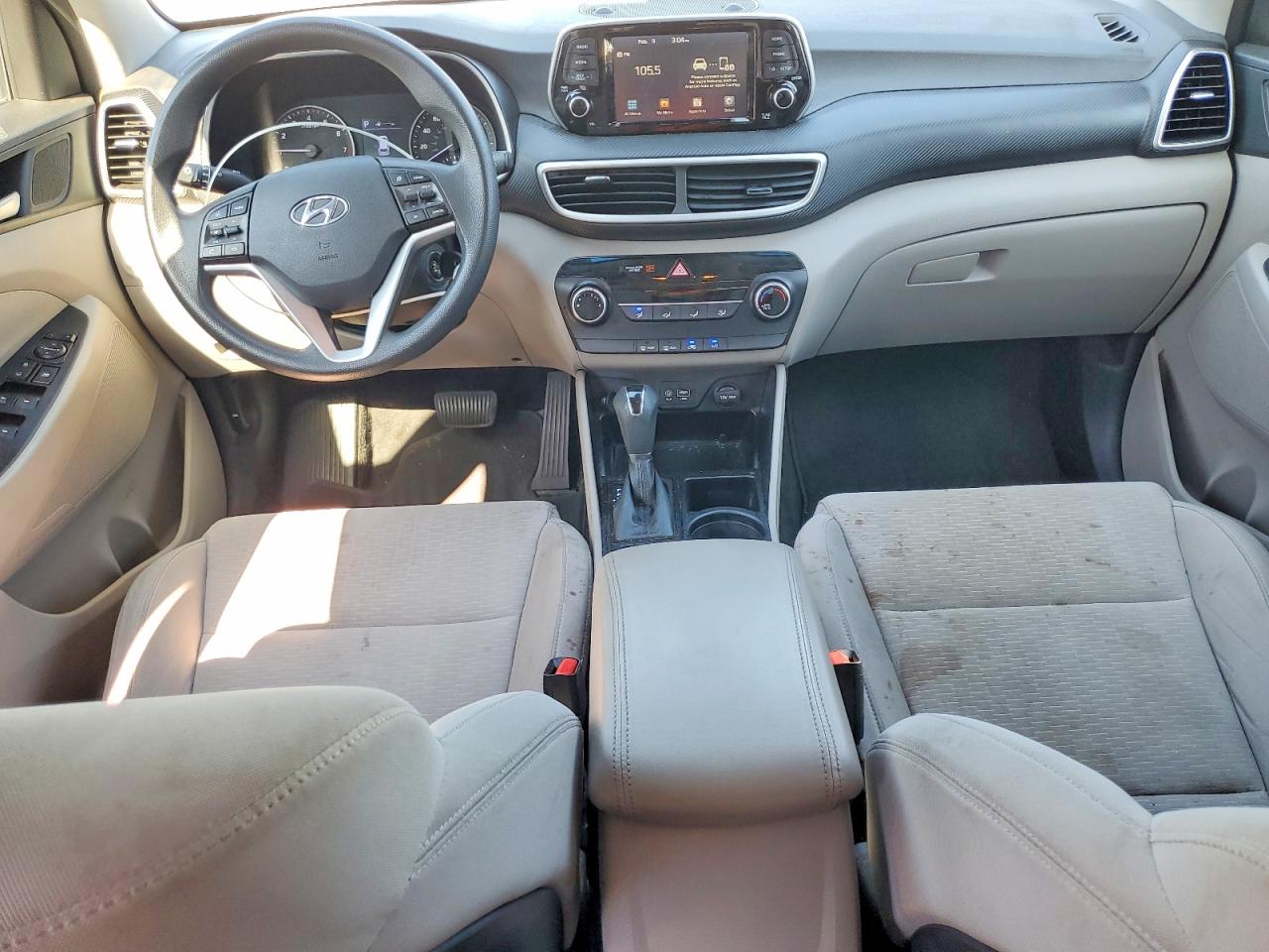 2021 HYUNDAI TUCSON SE photo 8
