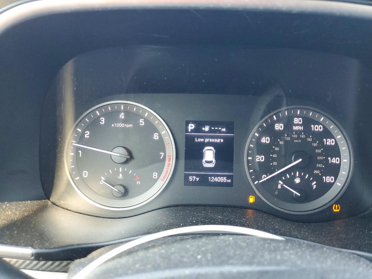 2021 HYUNDAI TUCSON SE photo 9