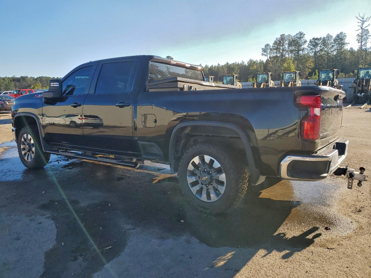 2023 CHEVROLET SILVERADO K2500 HEAVY DUTY LT photo 2