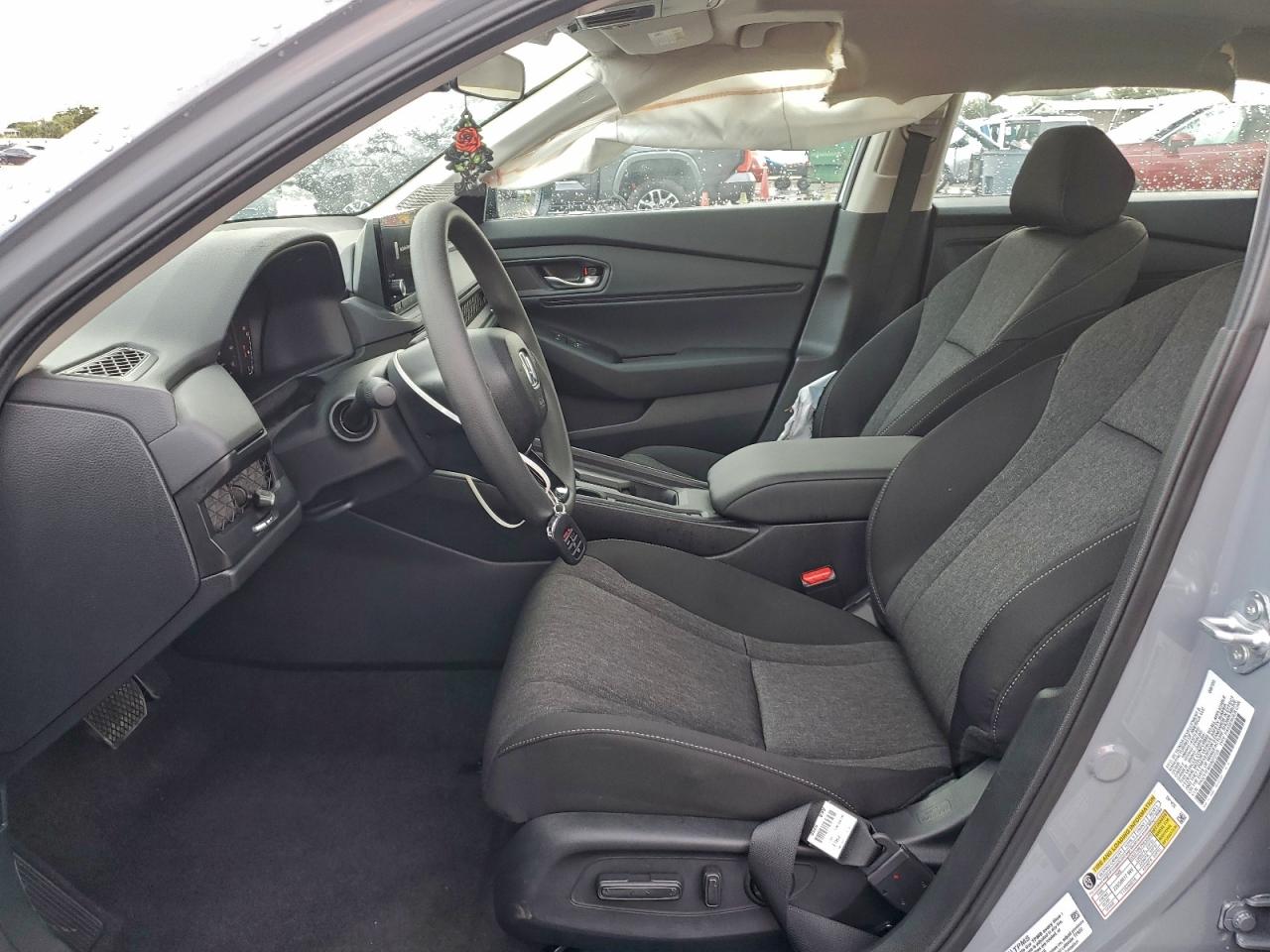 2025 HONDA ACCORD SE photo 19