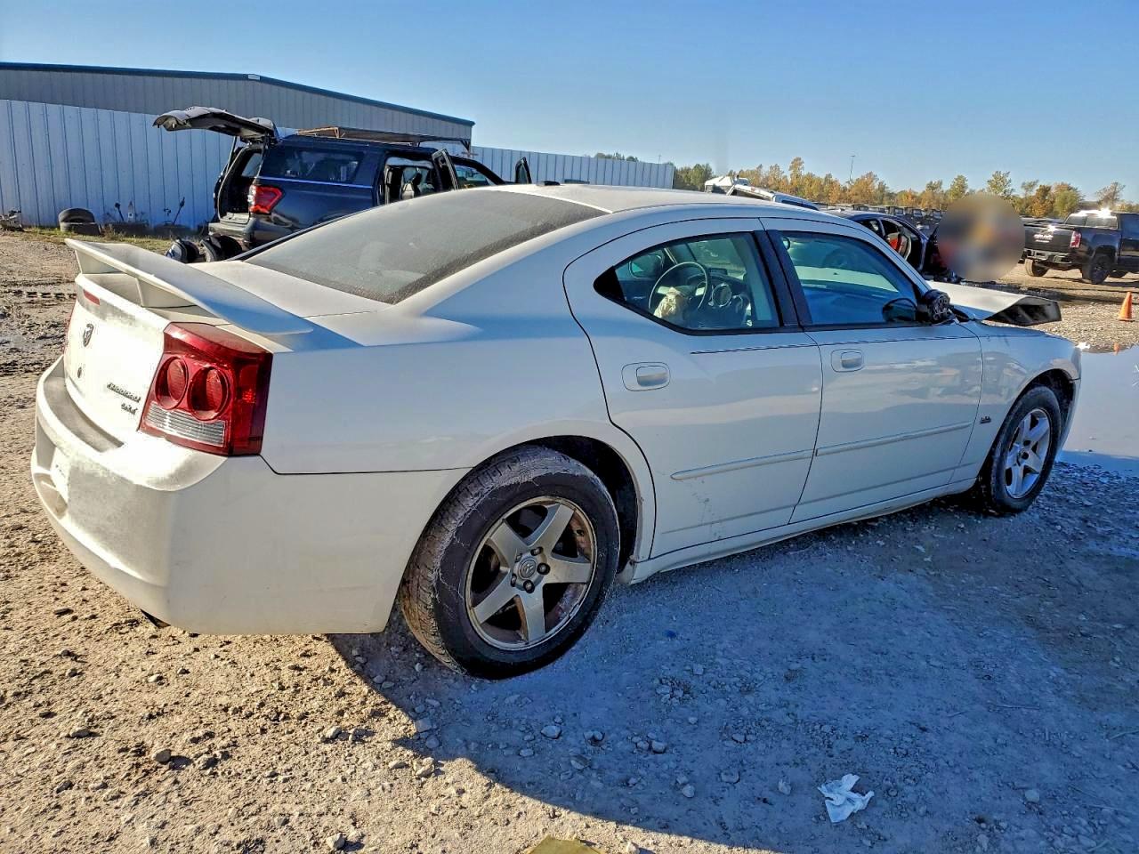 2010 DODGE CHARGER SXT photo 3