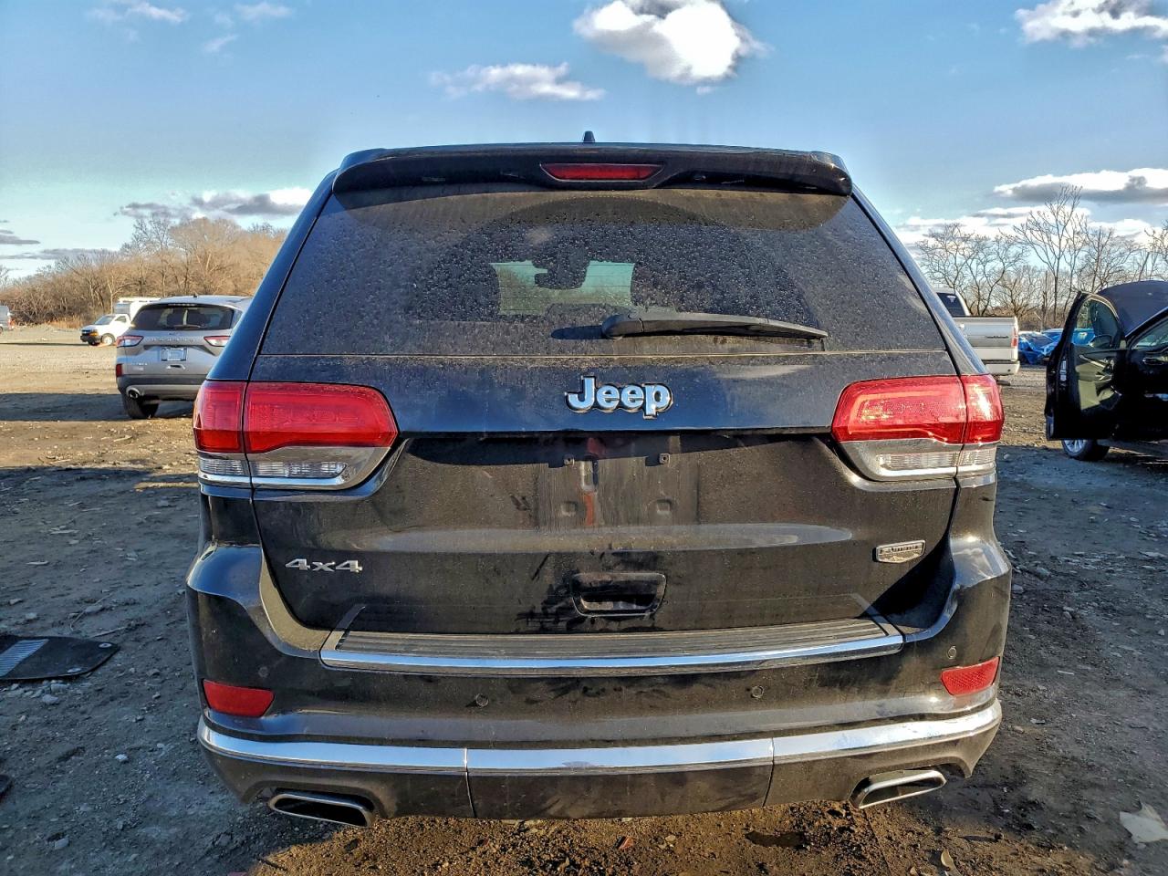 2020 JEEP GRAND CHEROKEE SUMMIT photo 11