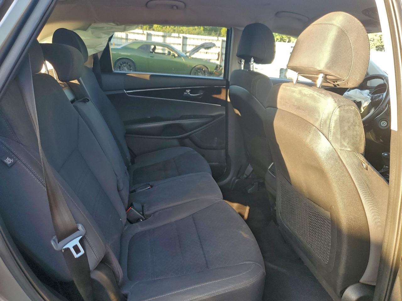 2017 KIA SORENTO LX photo 21