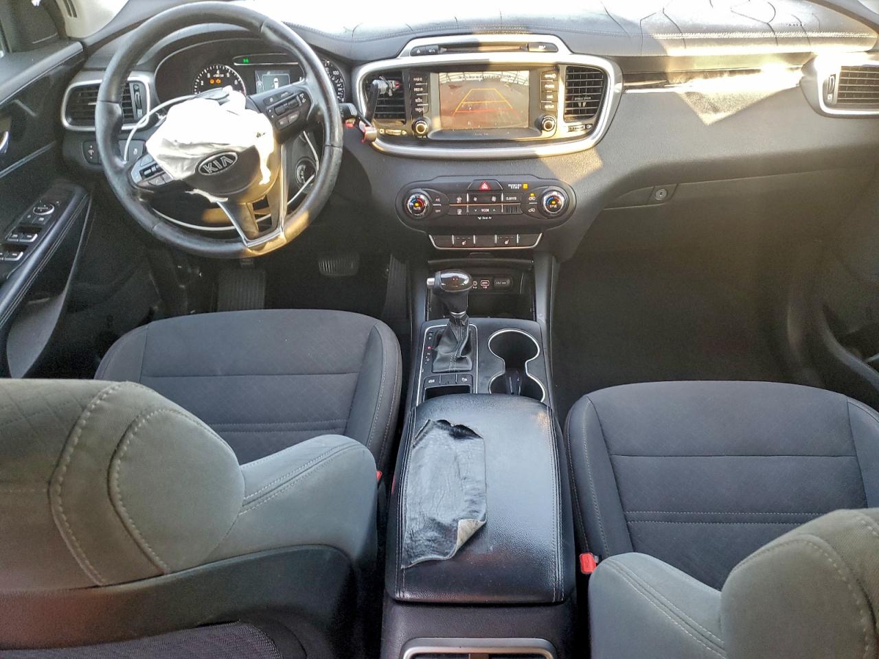 2017 KIA SORENTO LX photo 15