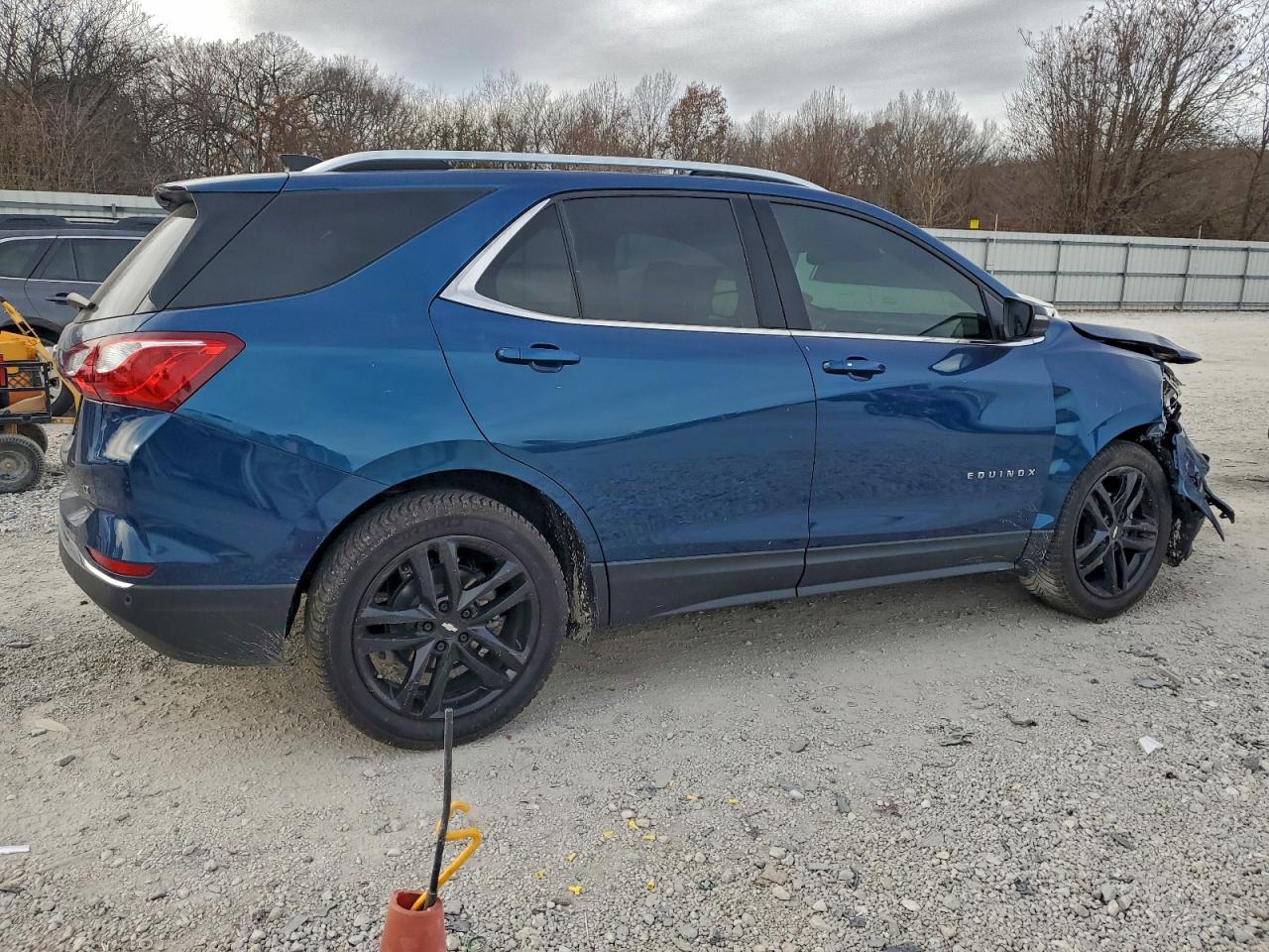 2020 CHEVROLET EQUINOX LT photo 7
