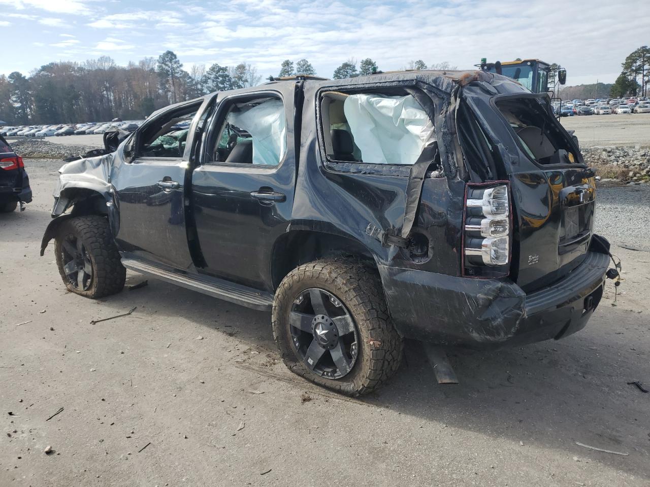 2012 CHEVROLET TAHOE K1500 LT photo 2