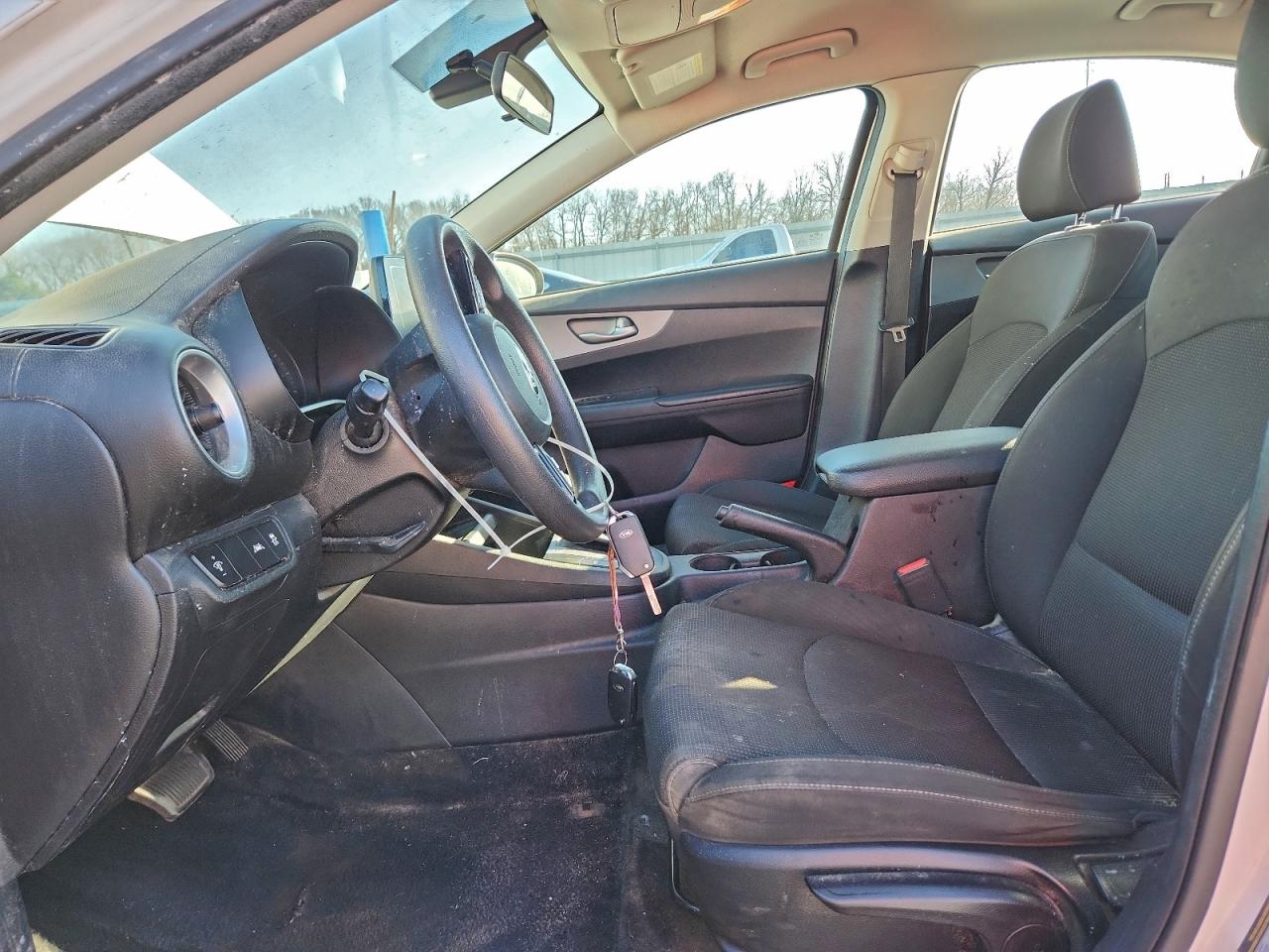 2019 KIA FORTE LXS photo 19