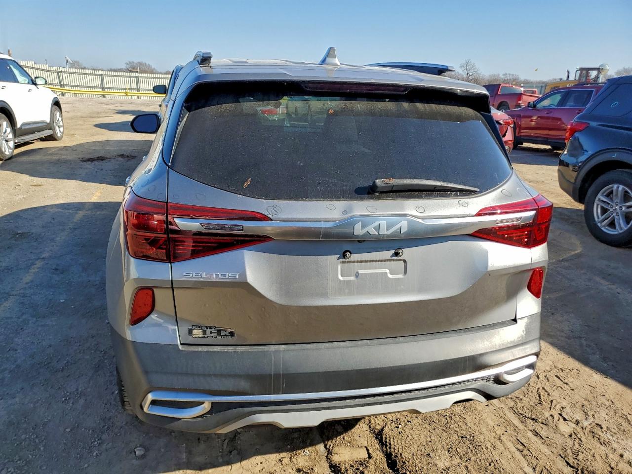 2023 KIA SELTOS EX photo 6