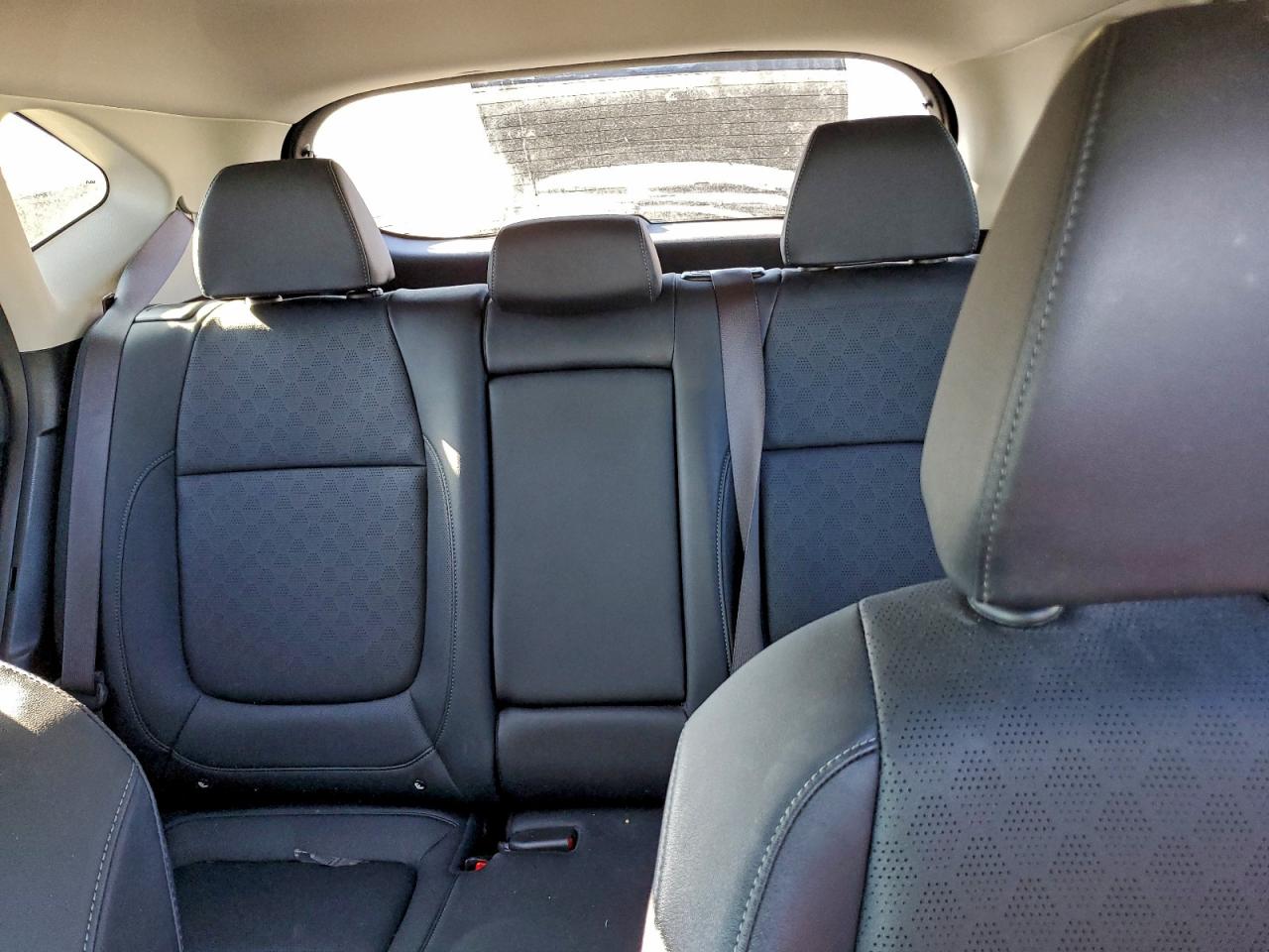 2023 KIA SELTOS EX photo 10
