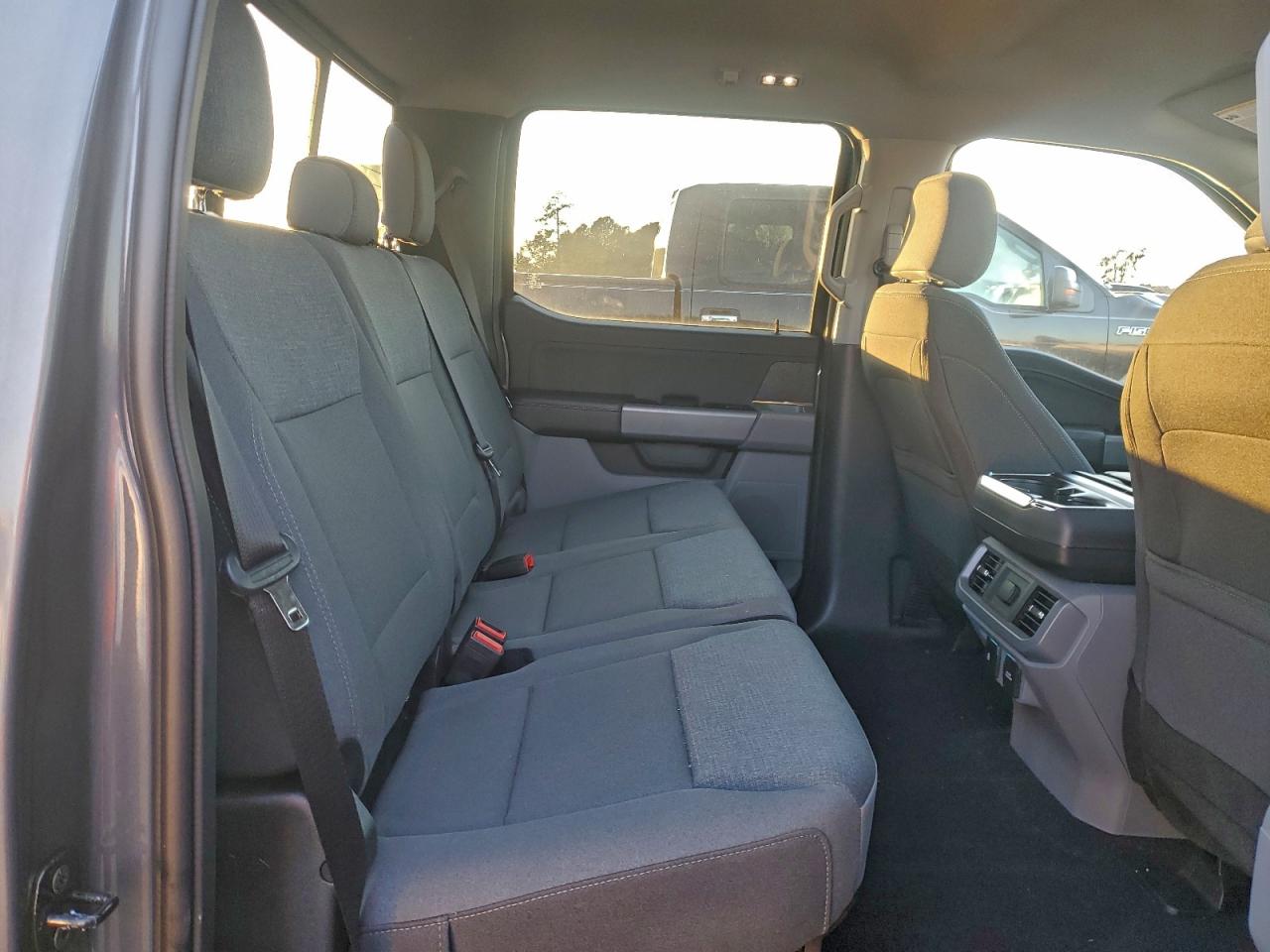 2024 FORD F150 XLT photo 10
