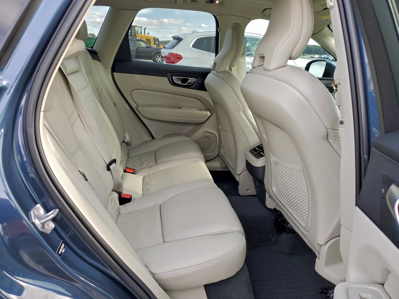 2021 VOLVO XC60 T5 INSCRIPTION photo 11