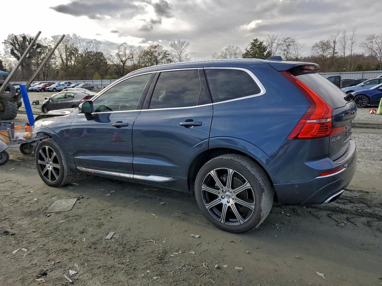 2021 VOLVO XC60 T5 INSCRIPTION photo 2