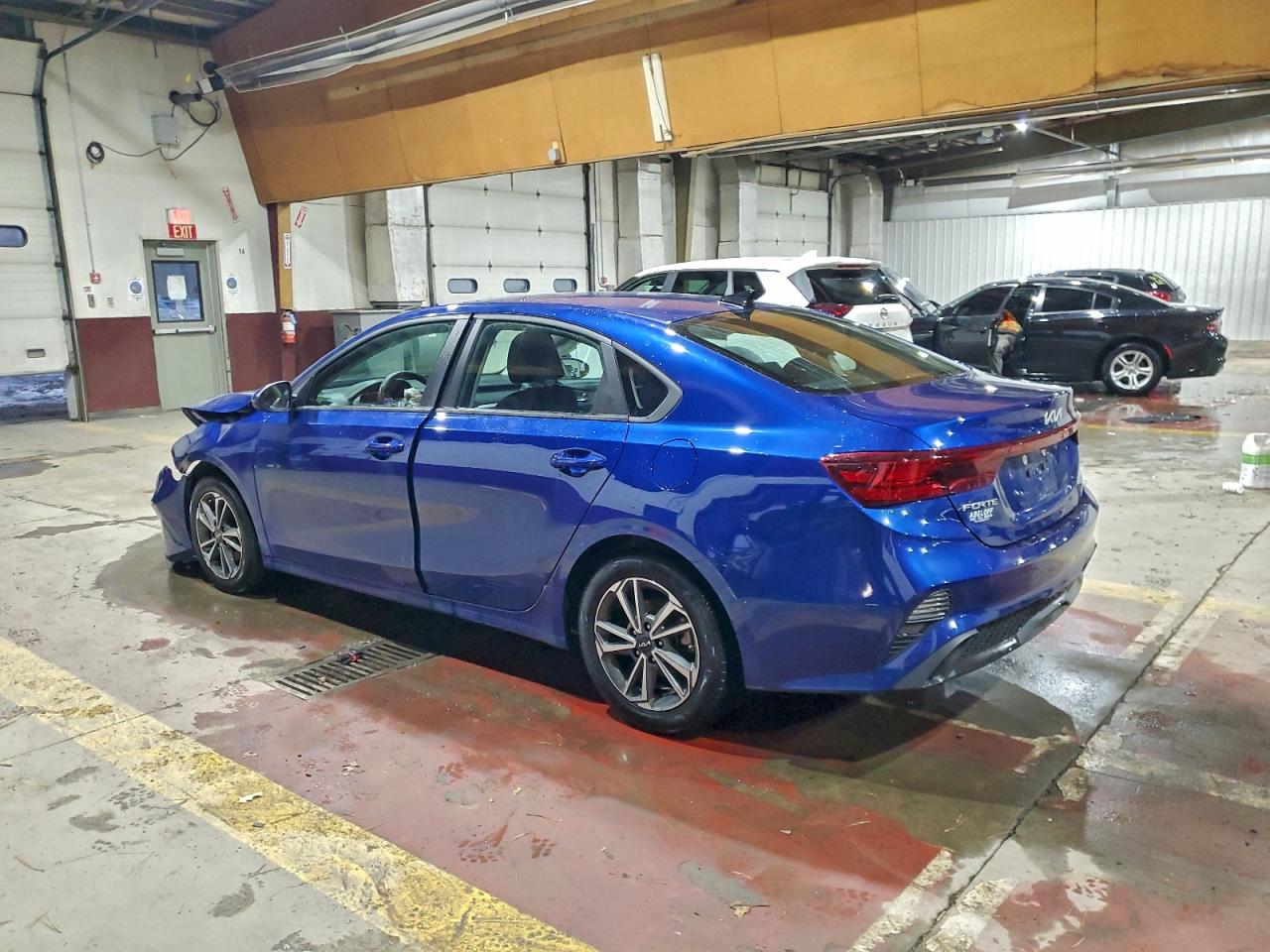 2023 KIA FORTE LXS photo 2
