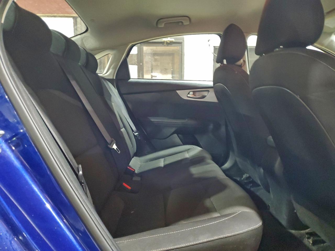 2023 KIA FORTE LXS photo 10