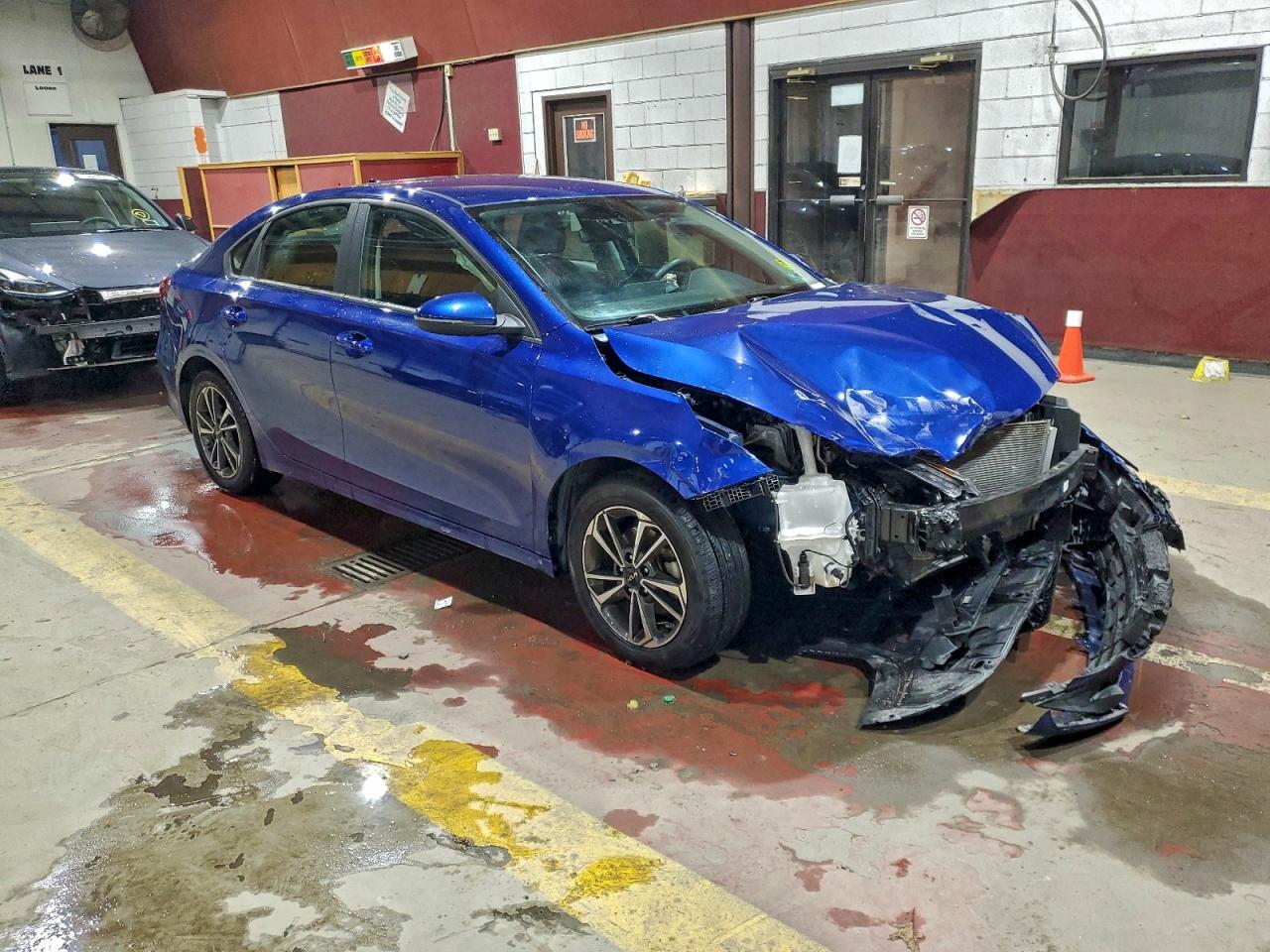 2023 KIA FORTE LXS photo 4