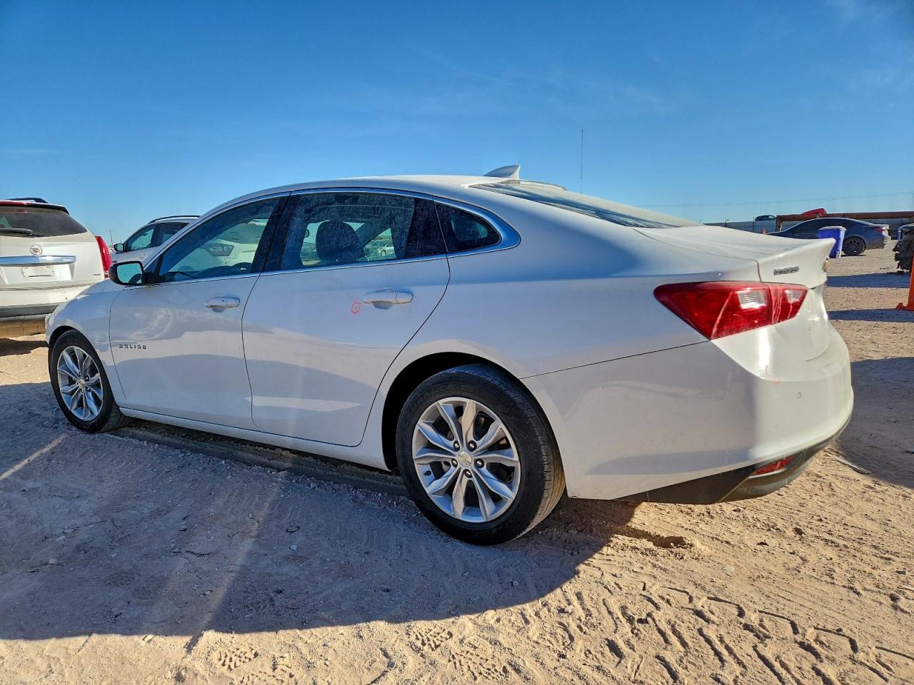 2024 CHEVROLET MALIBU LT photo 3