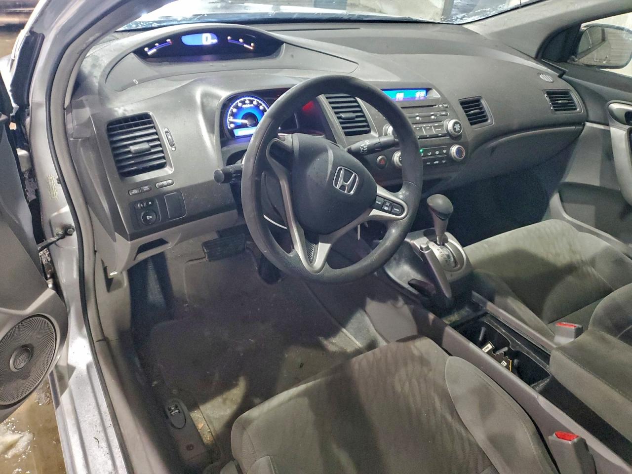 2010 HONDA CIVIC LX photo 8