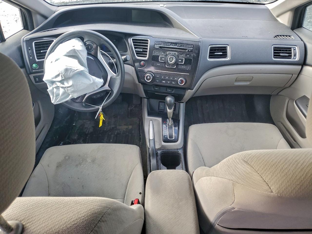 2013 HONDA CIVIC LX photo 15
