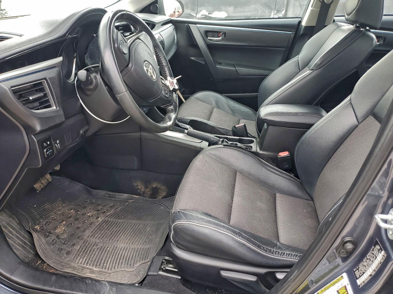 2014 TOYOTA COROLLA L photo 7