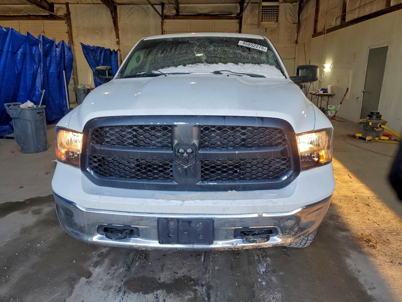 2015 RAM 1500 SLT photo 5