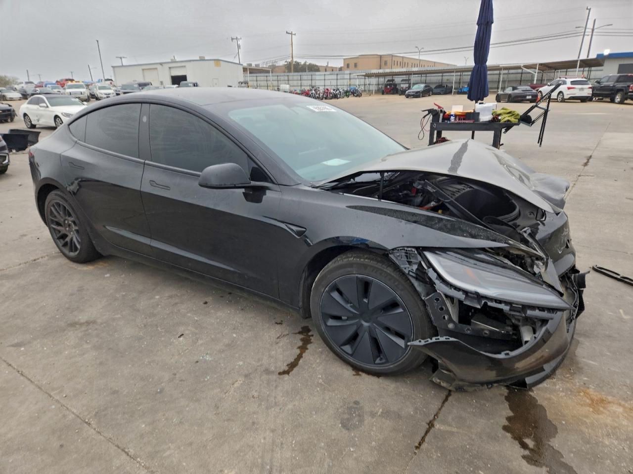 2024 TESLA MODEL 3 photo 4