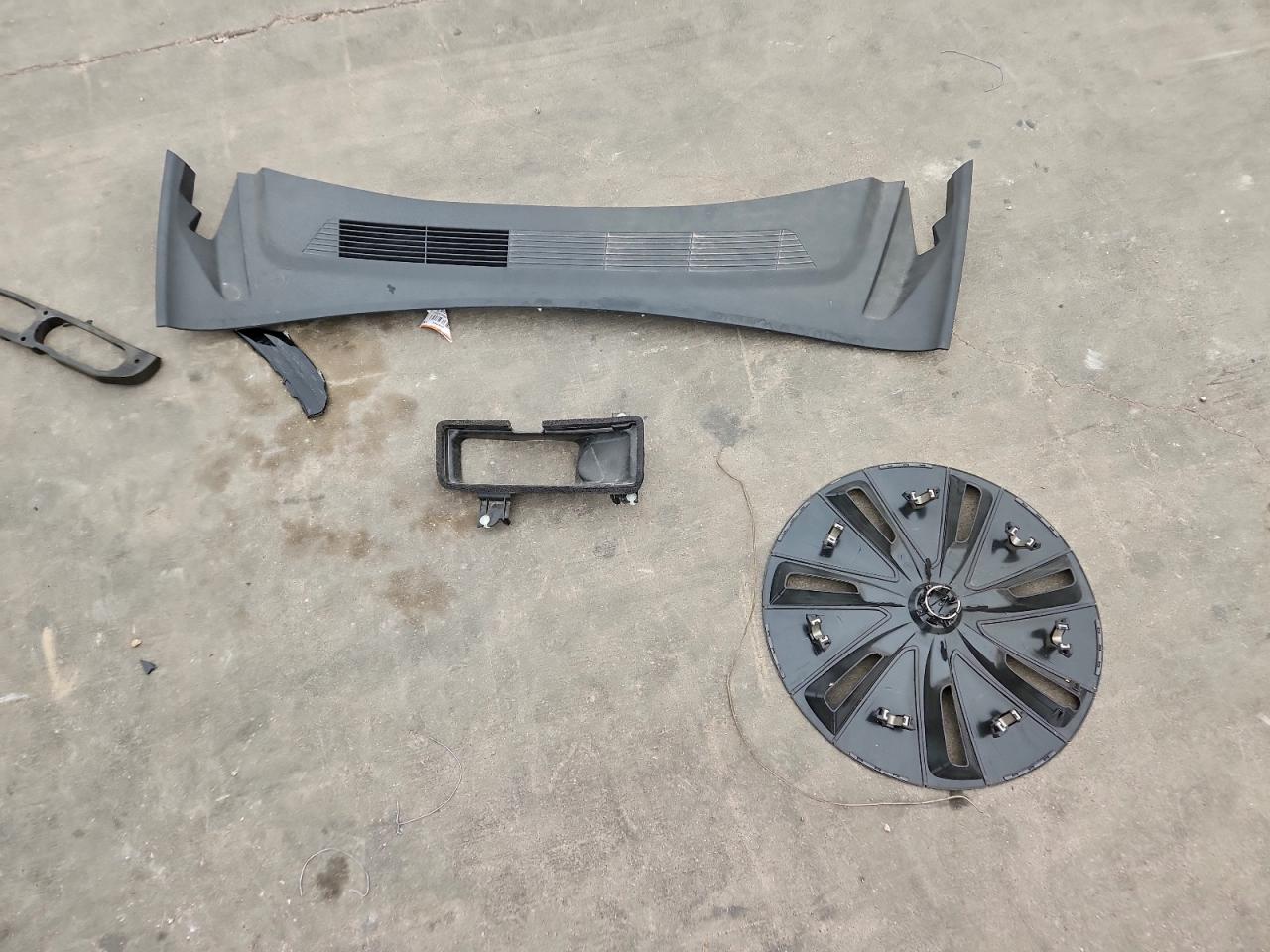 2024 TESLA MODEL 3 photo 13