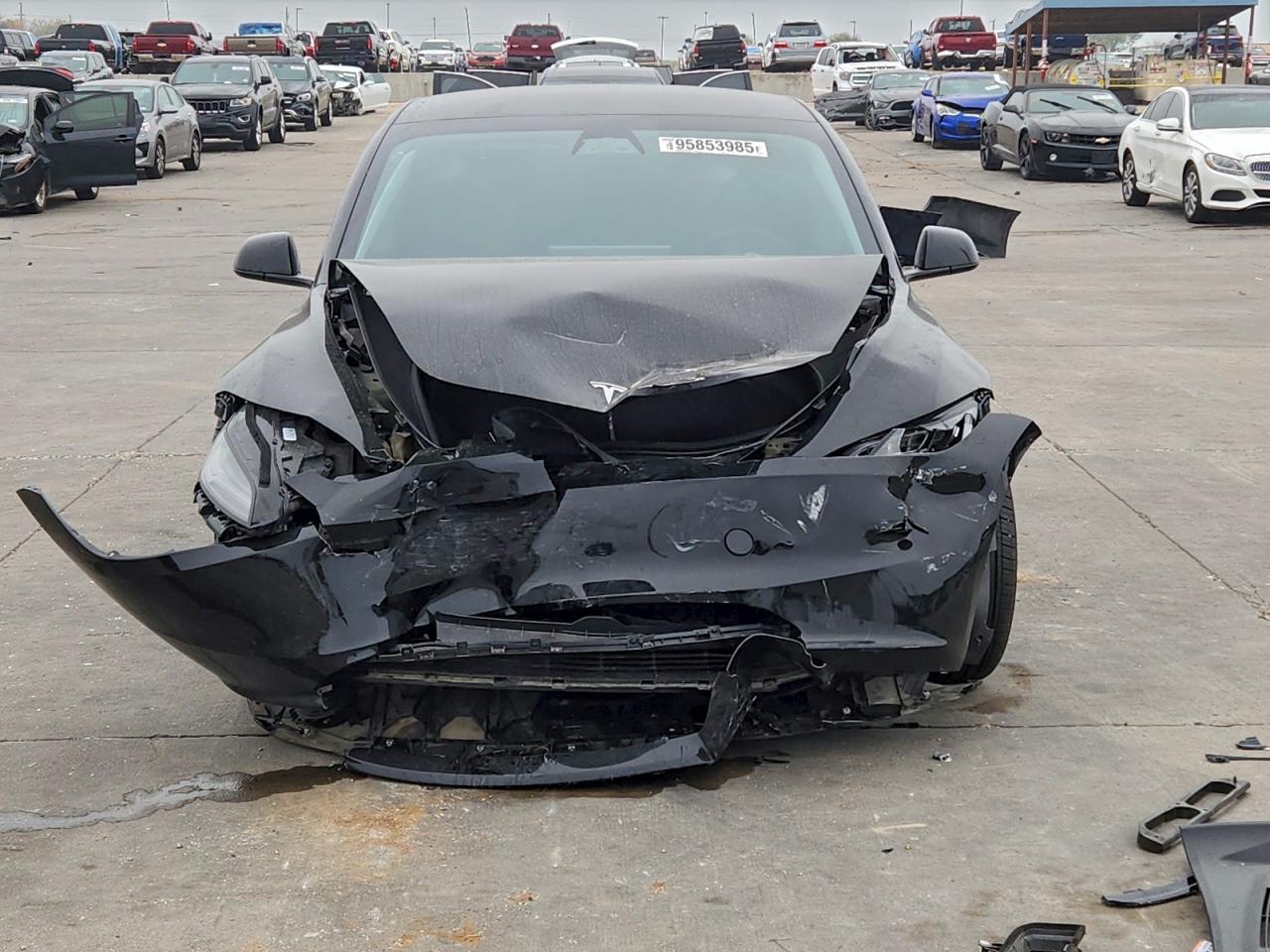 2024 TESLA MODEL 3 photo 5