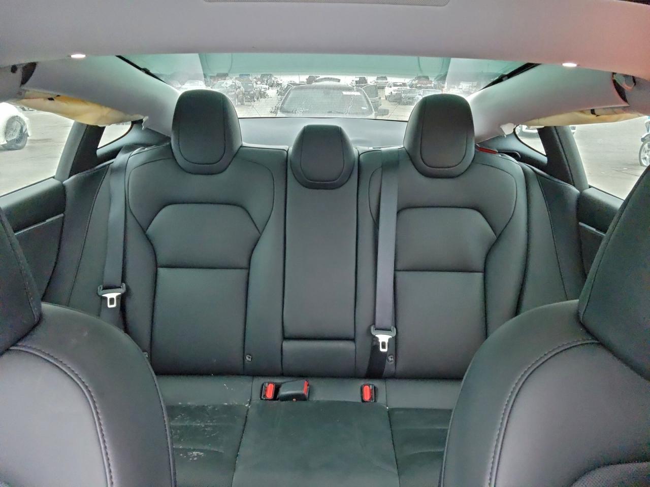 2024 TESLA MODEL 3 photo 10