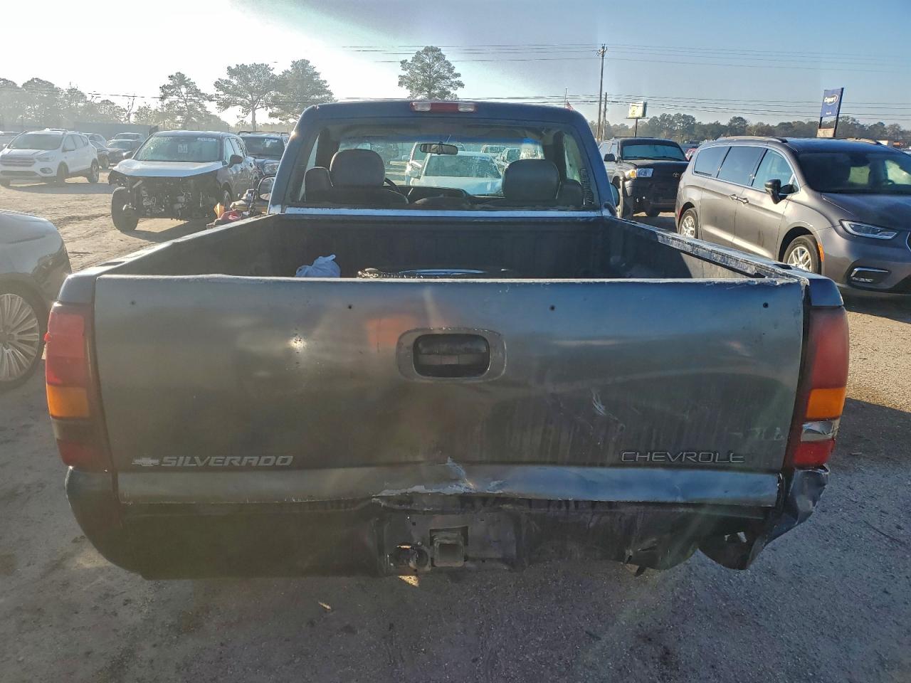 2000 CHEVROLET SILVERADO C1500 photo 11