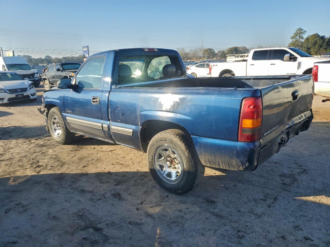 2000 CHEVROLET SILVERADO C1500 photo 3