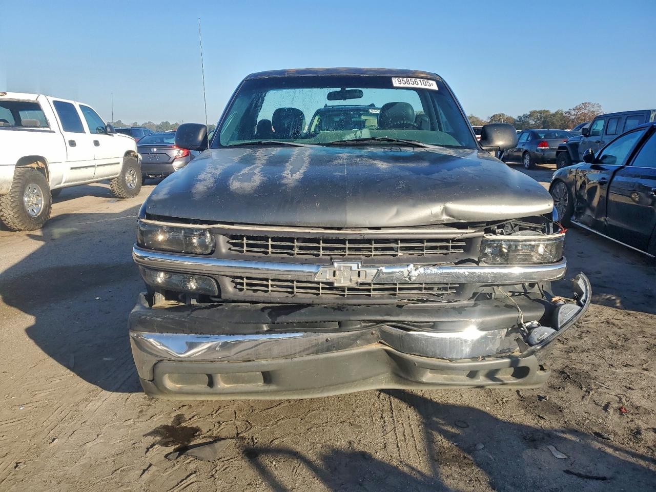 2000 CHEVROLET SILVERADO C1500 photo 9